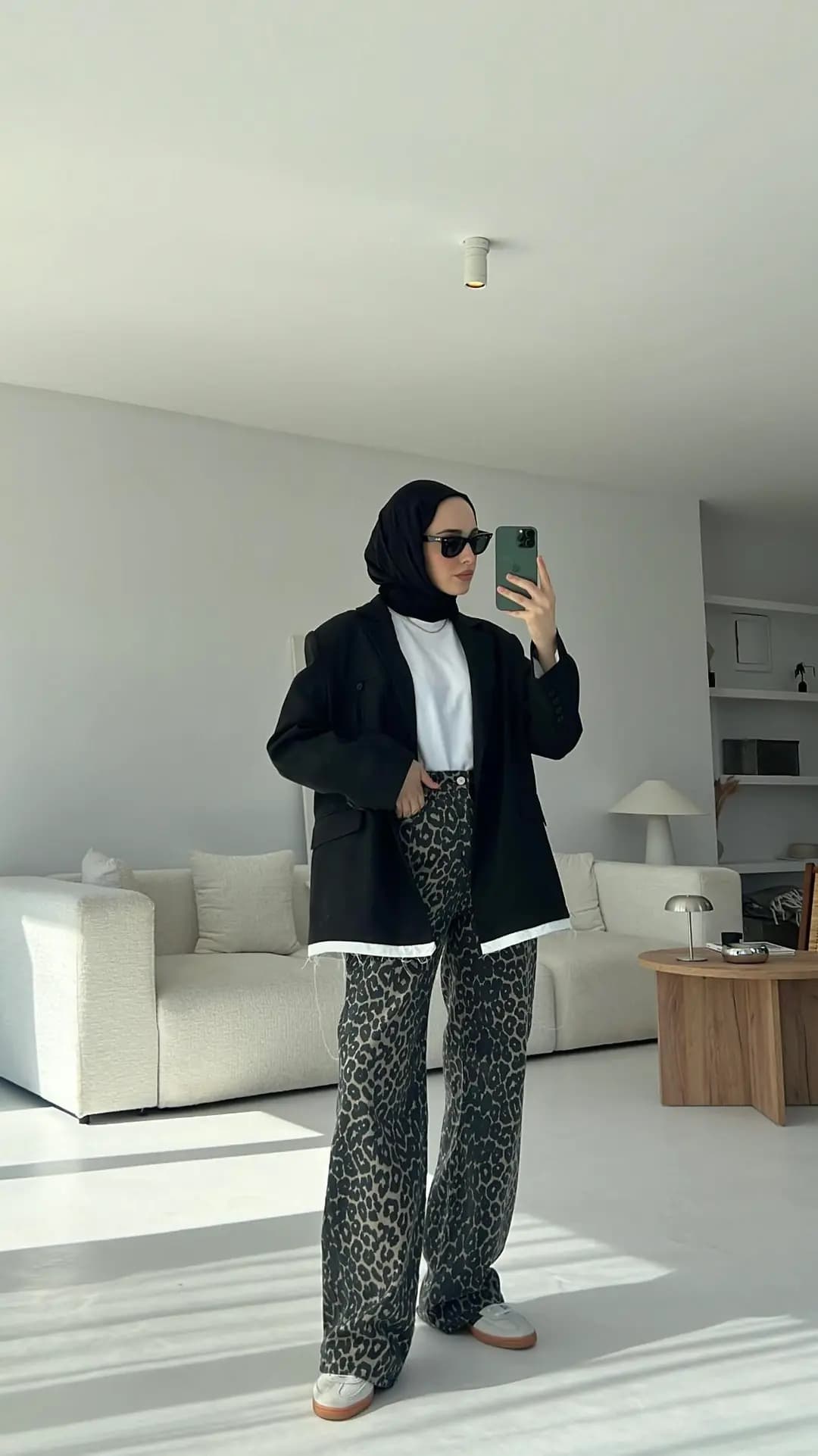 Arkası Baskılı Blazer Ceket Siyah