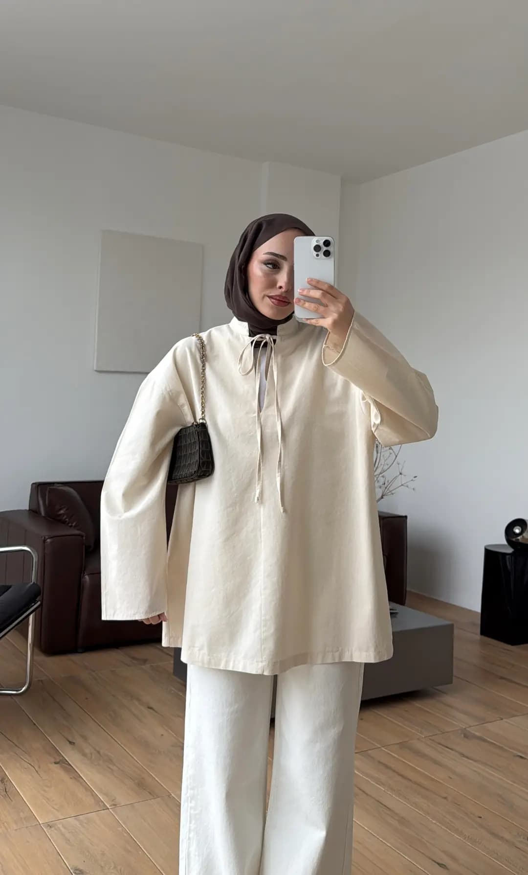 Yakası Bağlamalı Keten Bluz Natural