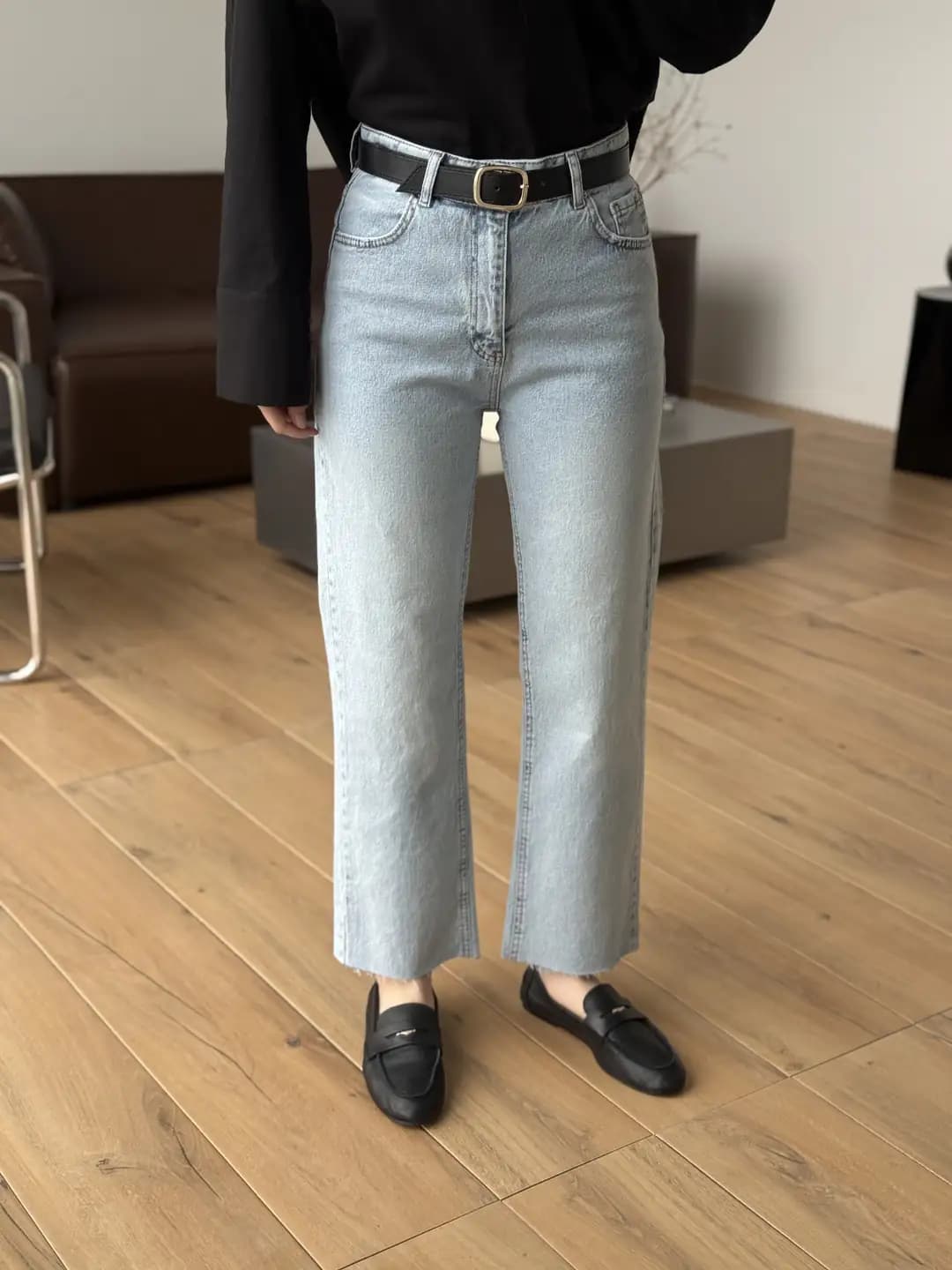 Premium Paçası Kesik Kemerli Jean R218
